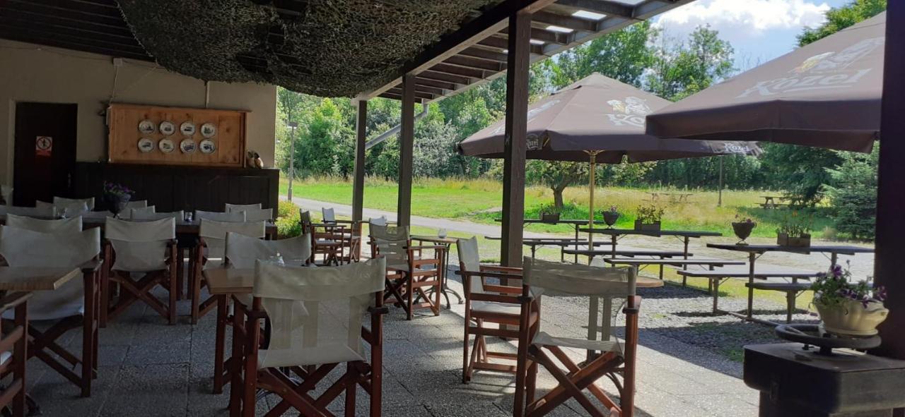 Kratochviluv Mlyn Hotel Cervena Lhota  Bagian luar foto
